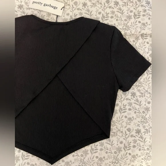 Pretty Garbage Open Back Short Sleeve Tee - Picture 4 of 4